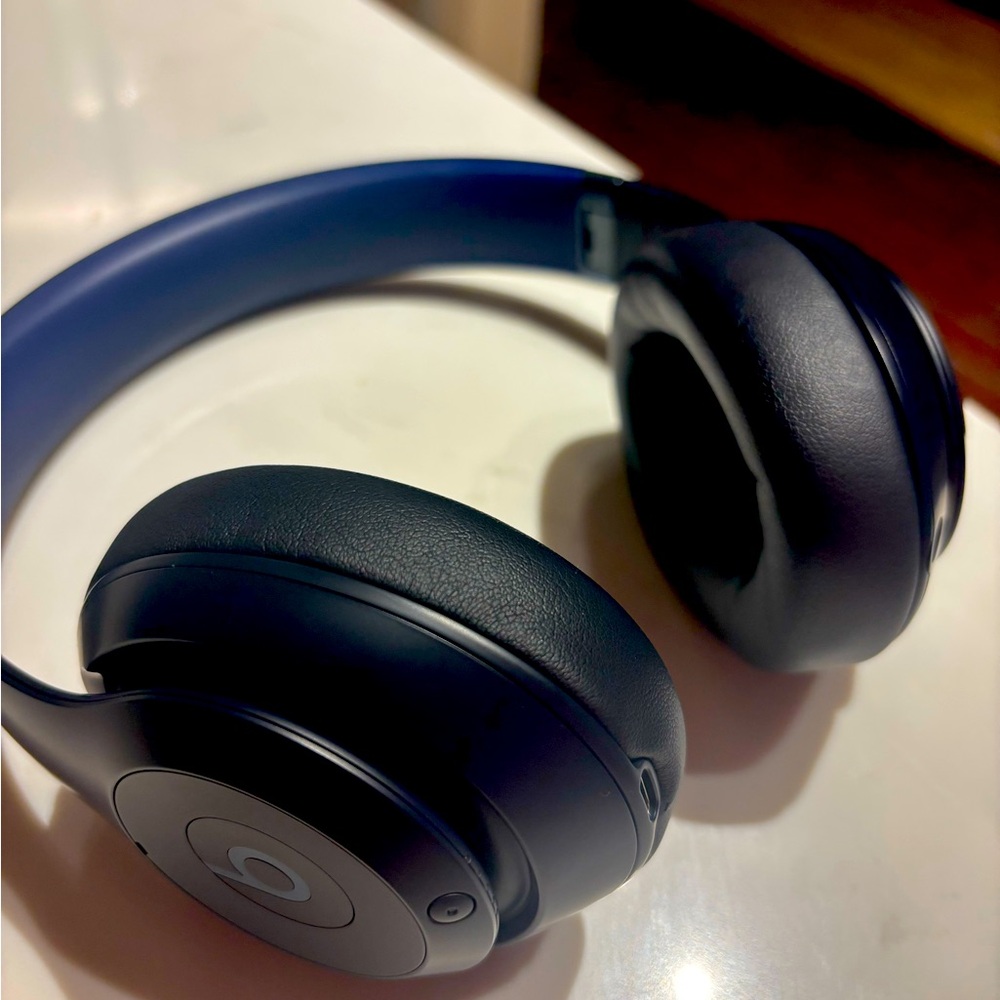 Beats Studio Pro Navy Blue